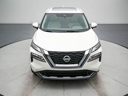 Used 2023 Nissan Rogue SL w/ SL Premium Package image 9