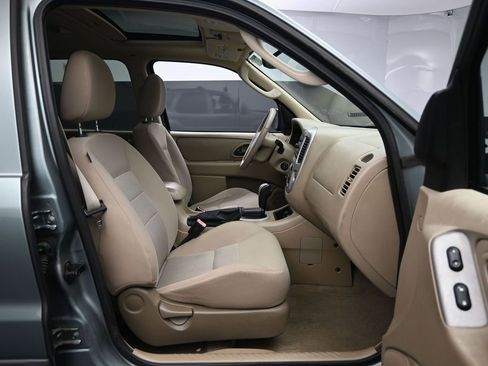 Used 2007 Ford Escape XLT image 23