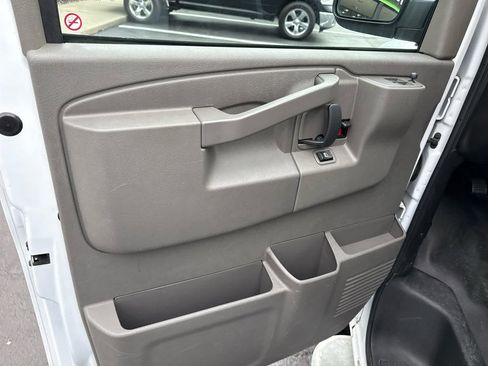 Used 2024 Chevrolet Express 2500 w/ Driver Convenience Package image 18