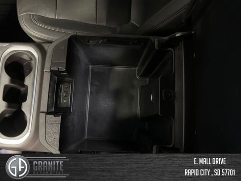 Used 2021 GMC Sierra 1500 SLT w/ SLT Premium Plus Package image 24