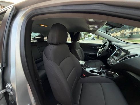 Used 2020 Chevrolet Malibu LT FWD image 52