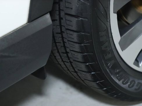 Used 2019 Subaru Ascent Limited w/ Popular Package #3 image 40