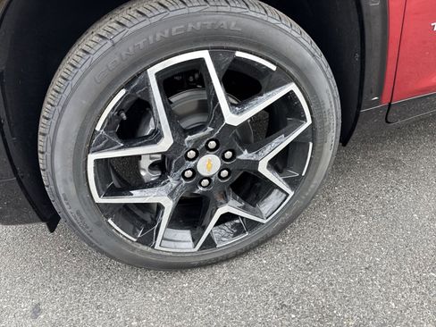 New 2026 Chevrolet Traverse High Country image 8