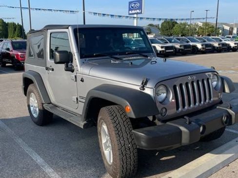 Used 2014 Jeep Wrangler Sport w/ Quick Order Package 24S AWD/4WD image 2