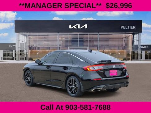 Used 2024 Honda Civic Sport Touring image 4