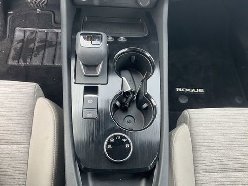 Certified 2023 Nissan Rogue SV image 25