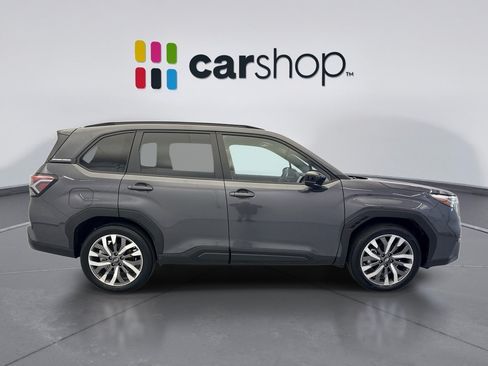 Used 2025 Subaru Forester Touring AWD/4WD image 6