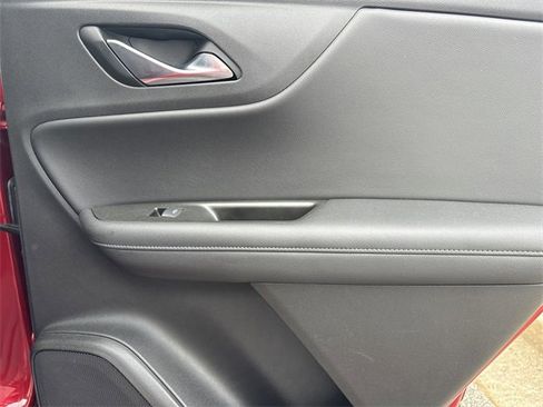 Used 2021 Chevrolet Blazer LT image 16