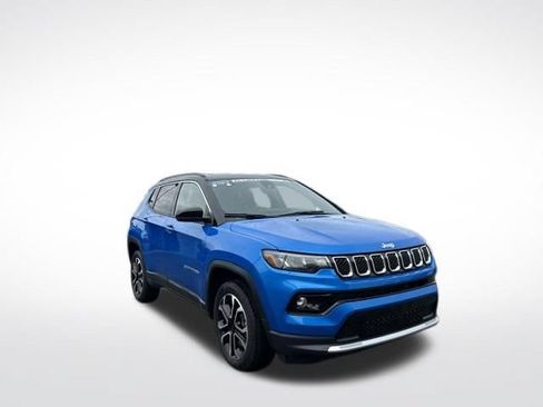 Used 2023 Jeep Compass Limited AWD/4WD image 1