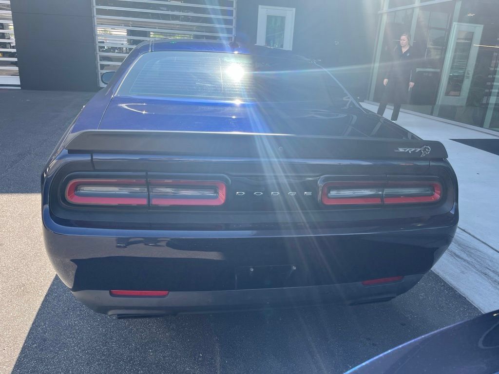 Used 2017 Dodge Challenger SRT Hellcat RWD image 7