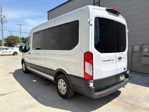 Used 2021 Ford Transit 350 XLT RWD image 5