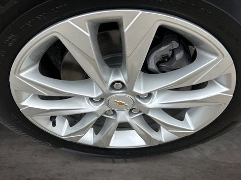 Used 2021 Chevrolet TrailBlazer LS FWD image 17