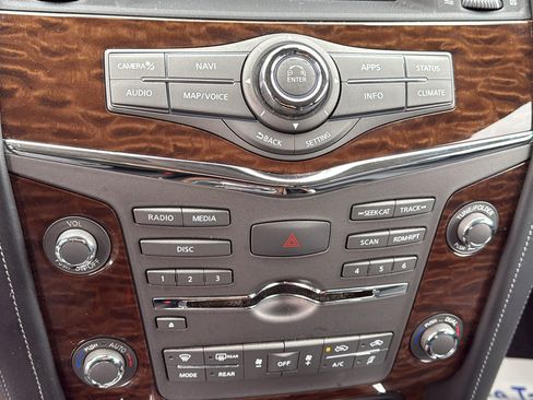 Used 2020 Nissan Armada SL image 15