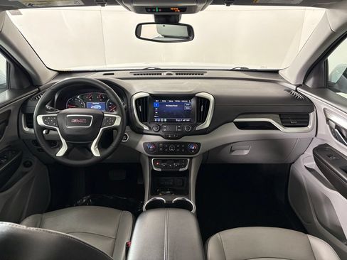 Used 2024 GMC Terrain SLT FWD image 46