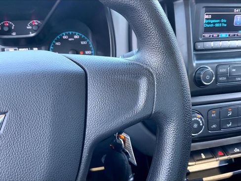 Used 2017 Chevrolet Colorado W/T RWD image 25
