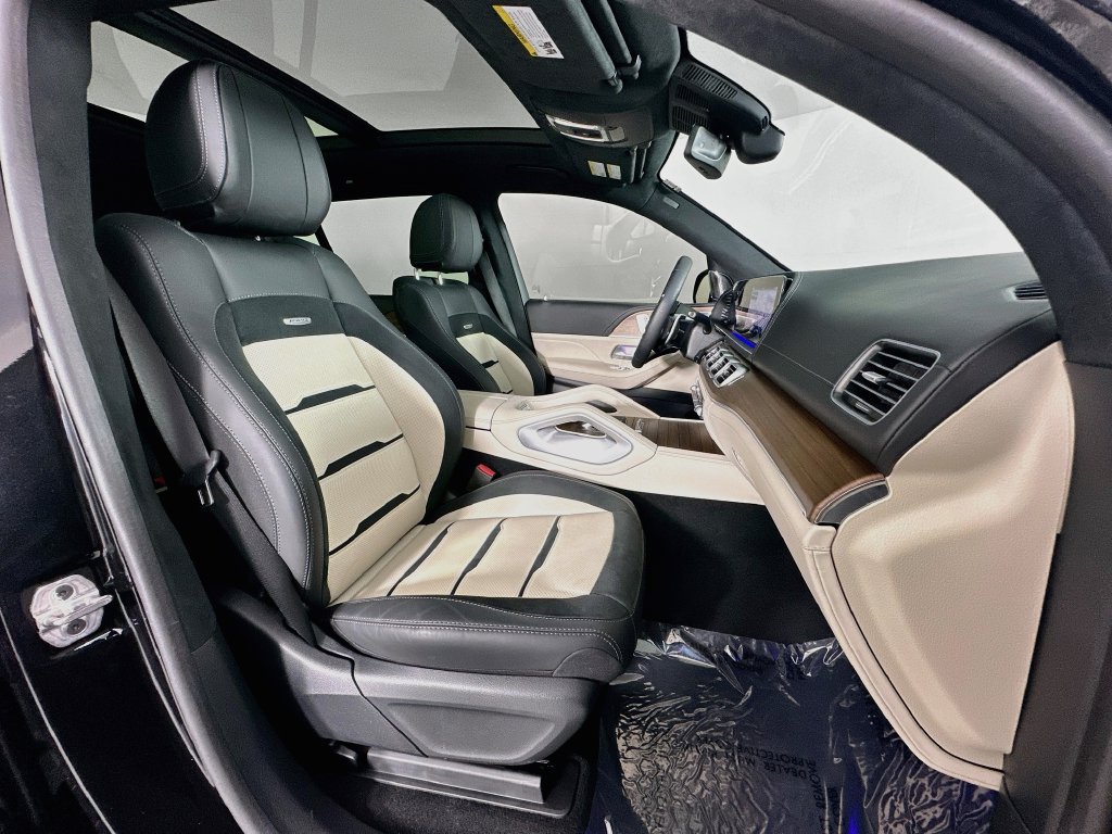 Certified 2024 Mercedes-Benz GLS 63 AMG 4MATIC image 30