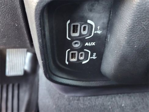 Certified 2019 RAM 1500 Laramie image 22