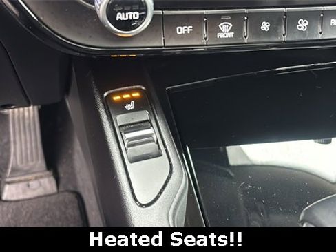 Used 2024 Kia Telluride S w/ S Sunroof Package image 5