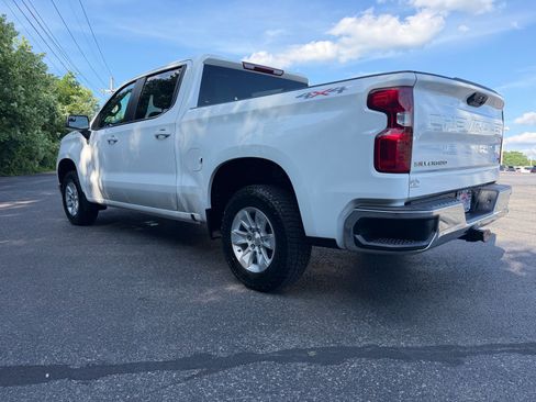 Used 2025 Chevrolet Silverado 1500 LT AWD/4WD image 12