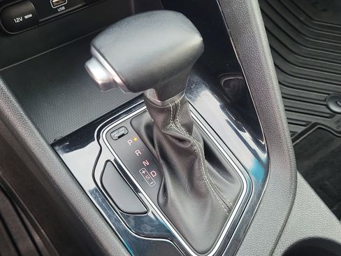 Used 2022 Kia Niro LXS image 19