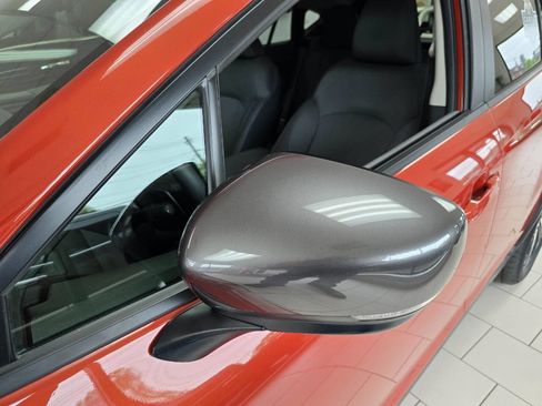 Used 2024 Subaru Crosstrek 2.0i Premium image 9