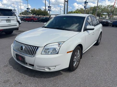 Used 2009 Mercury Sable Premier image 2