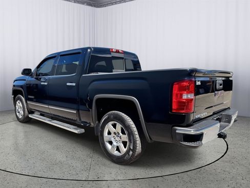 Used 2015 GMC Sierra 1500 SLT w/ Driver Alert Package AWD/4WD image 10