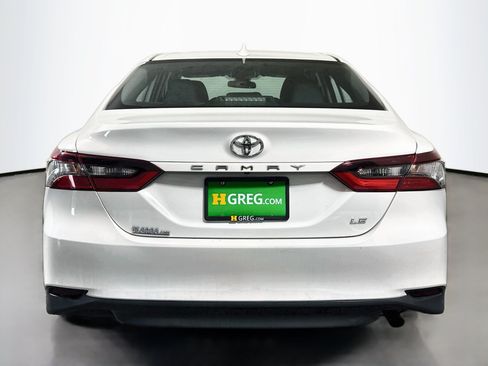 Used 2021 Toyota Camry LE FWD image 8