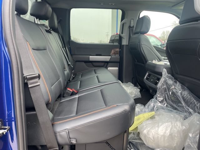 New 2026 Ford F250 Lariat w/ Black Appearance Package AWD/4WD image 17