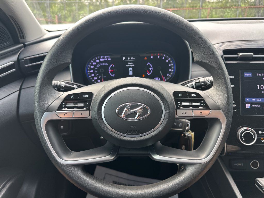 Used 2023 Hyundai Tucson SE AWD/4WD image 11