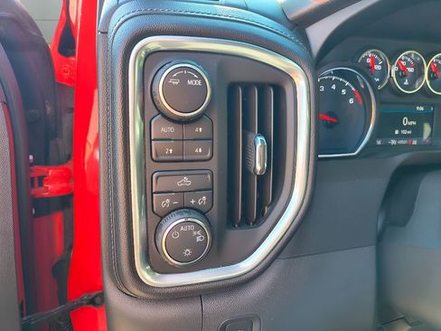 Used 2020 Chevrolet Silverado 1500 LT w/ All-Star Edition AWD/4WD image 20