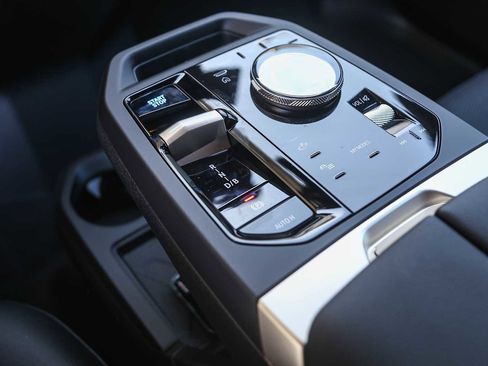 New 2026 BMW iX xDrive45 w/ Premium Package image 16