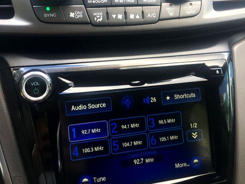 Used 2016 Honda Odyssey Touring image 24