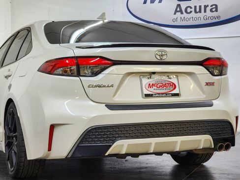 Used 2020 Toyota Corolla XSE image 16