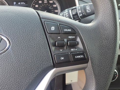 Used 2021 Hyundai Tucson SE w/ Cargo Package FWD image 24