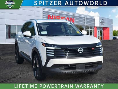 New 2025 Nissan Kicks SR w/ SR Premium Package