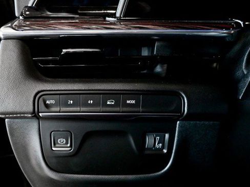 Used 2023 Cadillac Escalade ESV Premium Luxury image 45