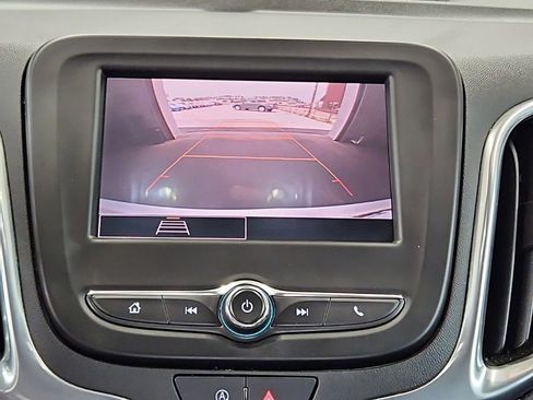 Used 2022 Chevrolet Equinox LT AWD/4WD image 17