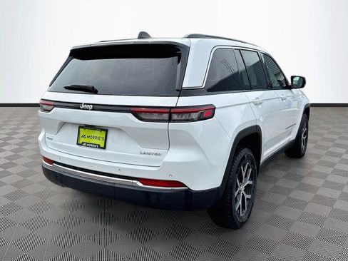 Used 2024 Jeep Grand Cherokee Limited AWD/4WD image 4