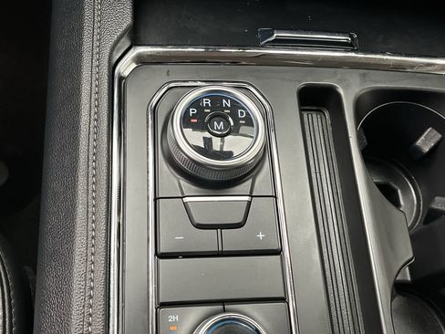 Certified 2024 Ford Expedition Max XLT image 29