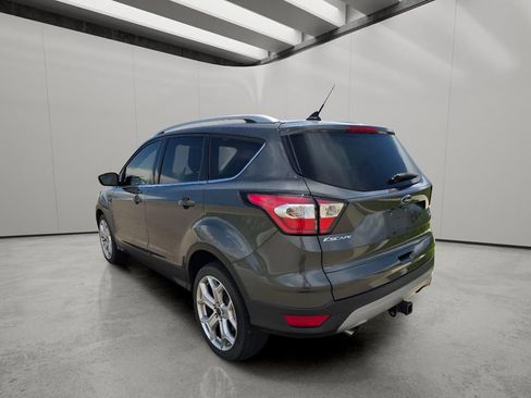 Used 2020 Chevrolet Equinox LS w/ LS Convenience Package FWD image 3