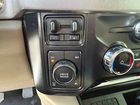 Used 2026 Ford F350 Platinum w/ Platinum Plus Package AWD/4WD image 42
