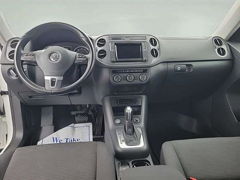 Used 2017 Volkswagen Tiguan Limited w/ Premium Package image 11