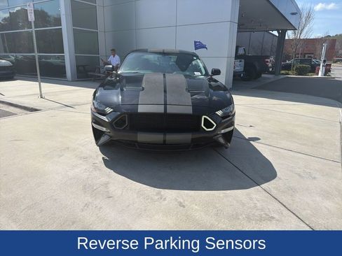 Used 2018 Ford Mustang GT image 3