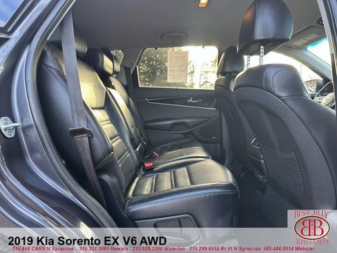 Used 2019 Kia Sorento EX w/ EX Premium Package image 14