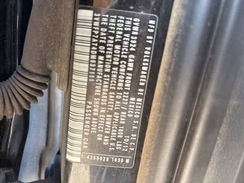 Used 2013 Volkswagen Beetle 2.5 image 19