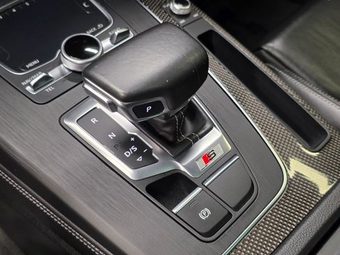 Used 2020 Audi SQ5 Premium Plus w/ Premium Plus Package image 28