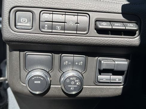 Used 2024 GMC Yukon Denali w/ Max Trailering Package image 37