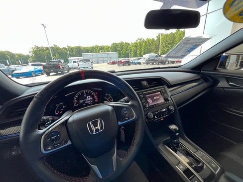 Used 2018 Honda Civic Sport image 19