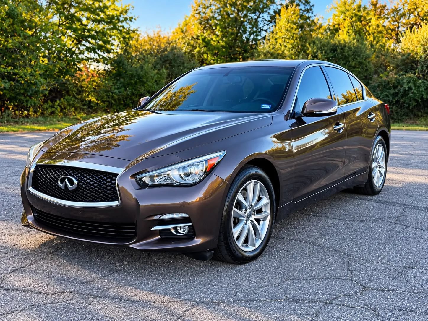 Used 2015 INFINITI Q50 Premium w/ Navigation Package AWD/4WD image 1